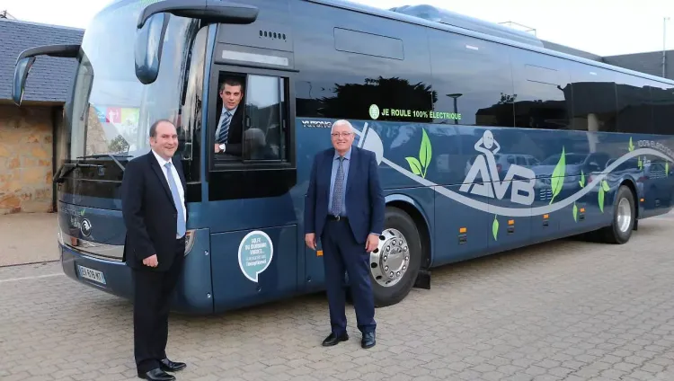 2025年法国阿尔宗国际二手船艇展览会：交通与住宿指南