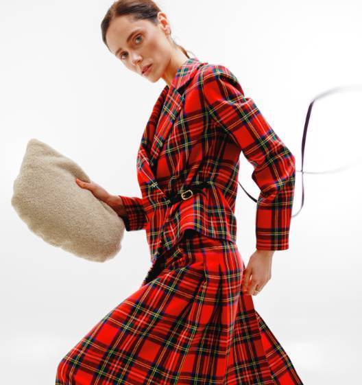 拉脱维亚里加国际时装周展览会Riga Fashion Week 2025隆重举办，兼容艺术与可持续趋势