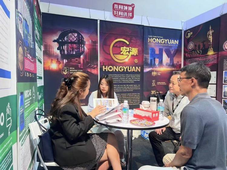 宏源防水亮相2025年马来西亚吉隆坡国际建筑及室内装饰设计（二期）展览会