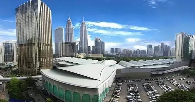 全球视野·制造未来|路远建材闪耀2025吉隆坡建材展，共筑可持续城市景观新高度！