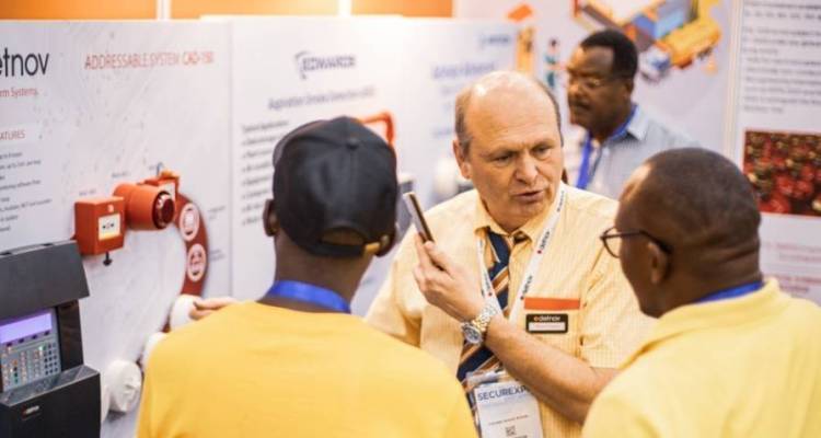 LABUSA在2024年肯尼亚内罗毕国际消防展览会上赞助黑客马拉松