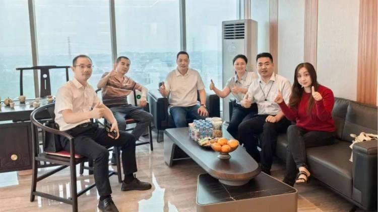 跨境前行，外贸攻坚！中金装备亮相2025印尼国际固废展