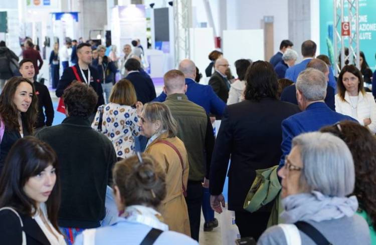 意大利博洛尼亚国际保健和美容产品及服务展览会 COSMOFARMA 2024圆满落幕