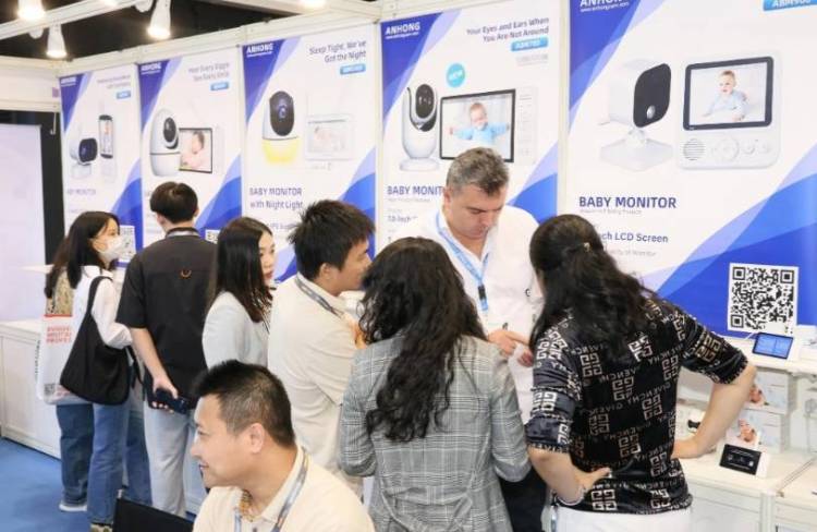 2024年中国香港国际秋季电子产品展暨国际电子组件及生产技术展吸引逾6万名买家参观