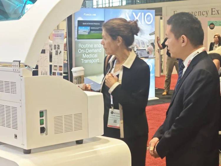 ADLM 2025丨拓圈北美，颐兰贝智慧检验再续新篇！