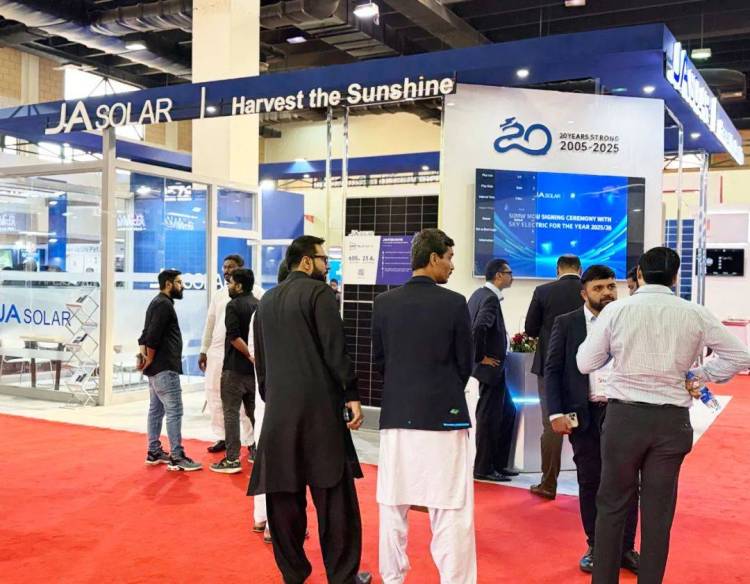 澳游世界 | 晶澳科技重磅亮相2025年巴基斯坦国际太阳能展览会