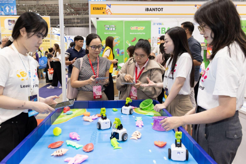 越南河内教育装备展览会展会现场图片