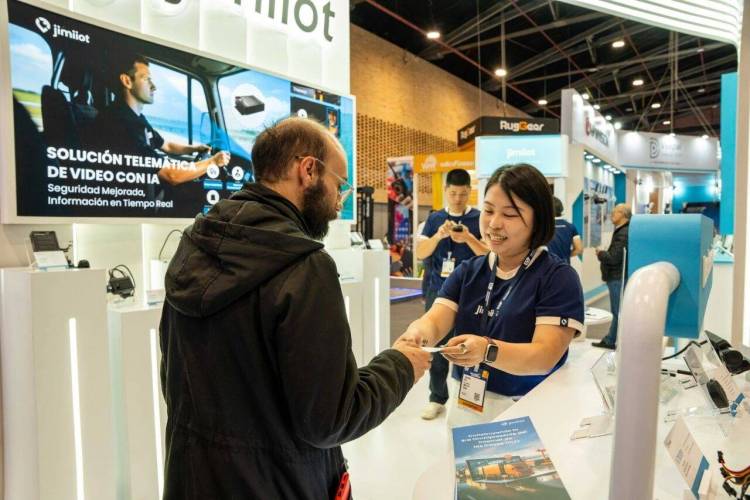 几米物联JimiIoT展会直击 | 哥伦比亚安防与技术展ESS+ Colombia 2025 精彩不断