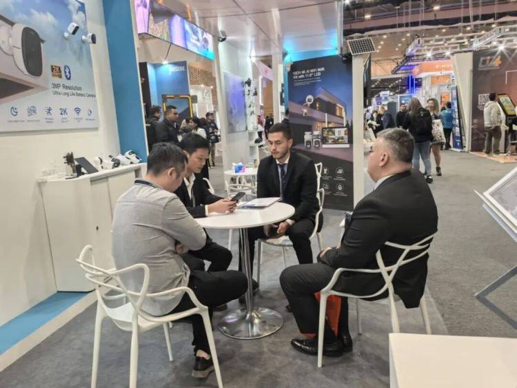 维拍物联参展2025哥伦比亚安防展(ESS+)圆满收官！