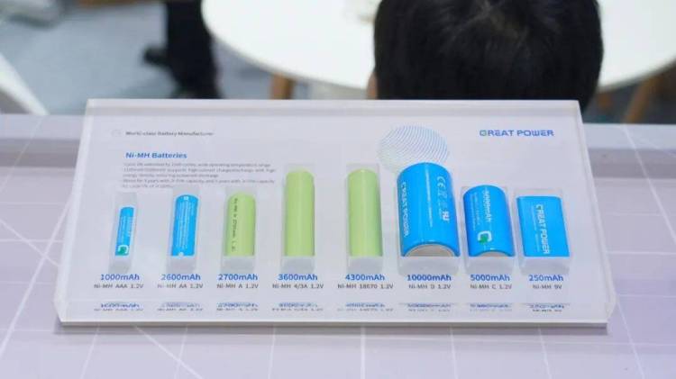 鹏辉一次锂电与镍氢电池亮相2025年哥伦比亚ESS+，赋能安防动力升级