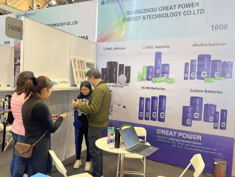 鹏辉一次锂电与镍氢电池亮相2025年哥伦比亚ESS+，赋能安防动力升级