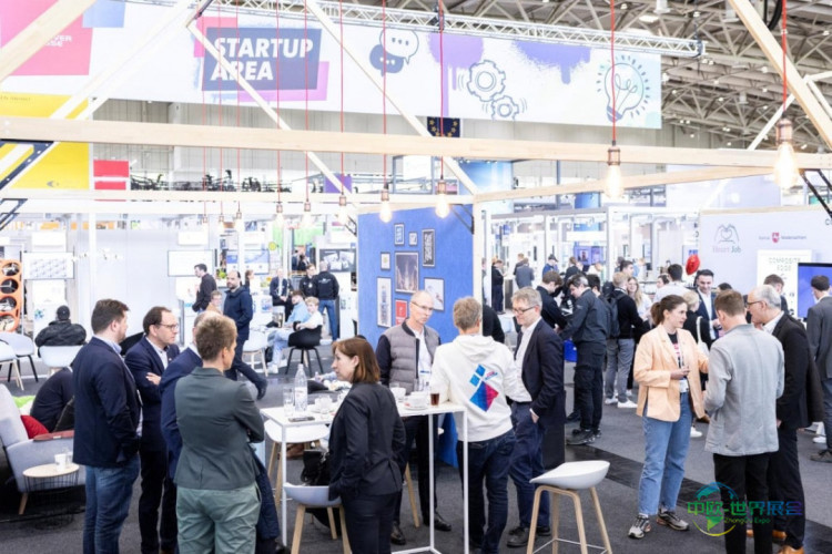 初创企业与行业巨头的连接桥梁