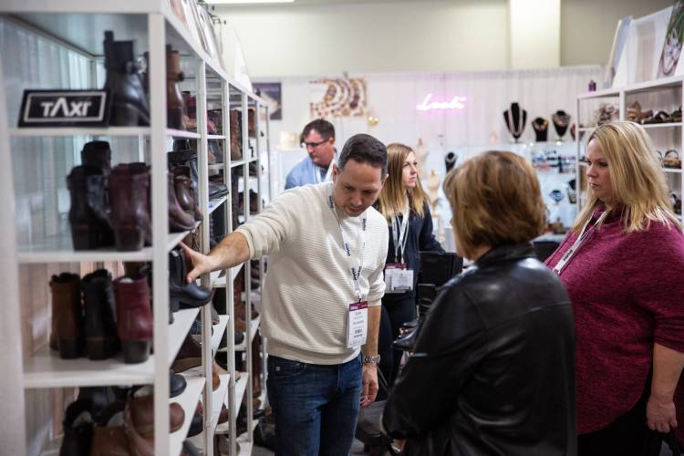 加拿大多伦多国际冬季礼品及家居展览会：为何参展？