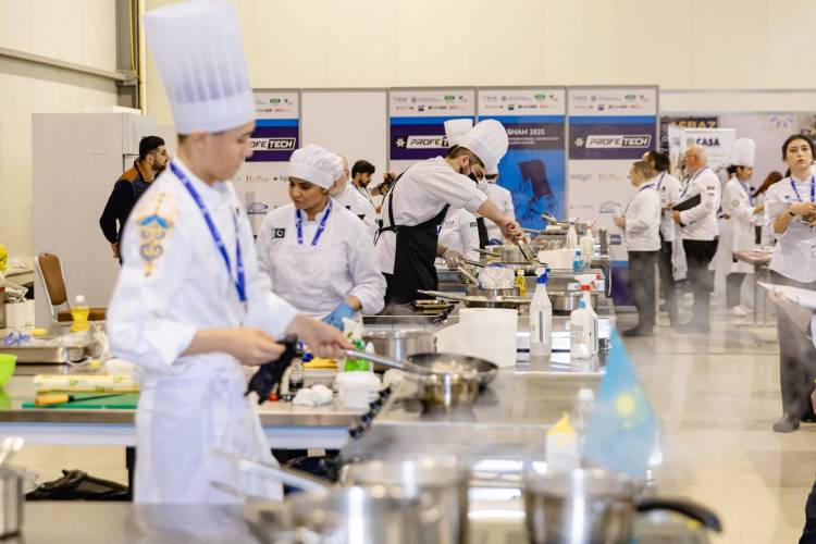 阿塞拜疆美食展：“金莎”厨艺大赛闪耀亮相