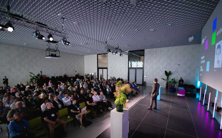 海尔欧洲亮相IFA 2025启动会，揭晓“自然互联”新主题｜Haier Europe Berlin IFA 2025 Kick Off