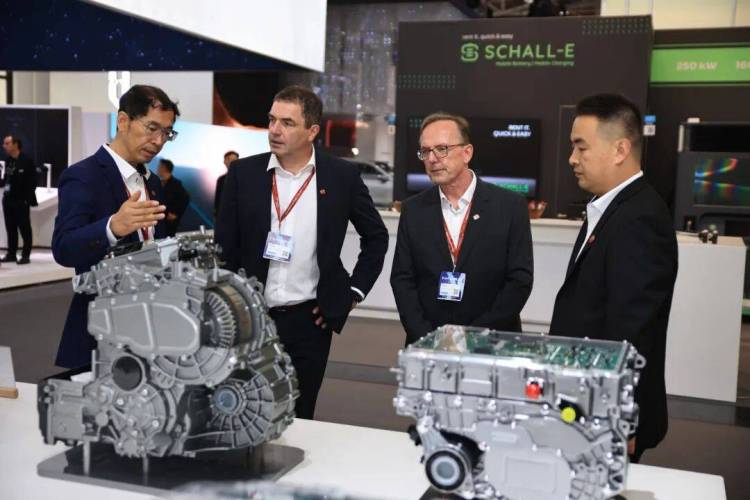 彰显全球竞争力 | 蜂巢汽车亮相2025年IAA MOBILITY德国慕尼黑国际车展