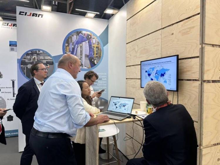 淅减亮相德国 IAA MOBILITY 2025，智能悬架技术引全球客户关注！