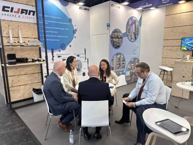 淅减亮相德国 IAA MOBILITY 2025，智能悬架技术引全球客户关注！