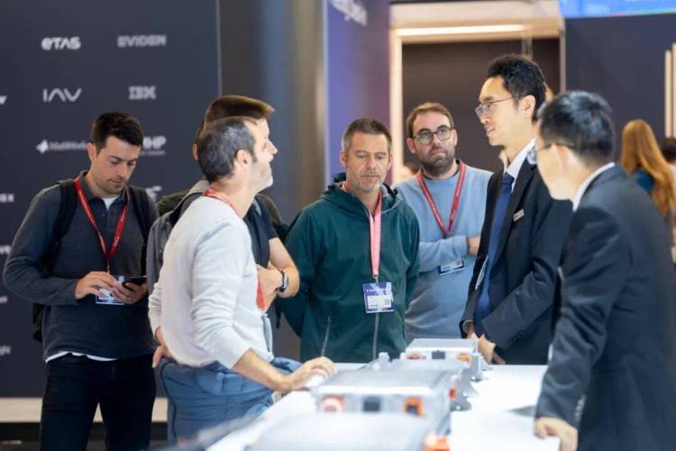 IAA MOBILITY 2025 | 威迈斯VMAX赴约德国慕尼黑，对话全球智慧出行