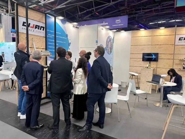 淅减亮相德国 IAA MOBILITY 2025，智能悬架技术引全球客户关注！