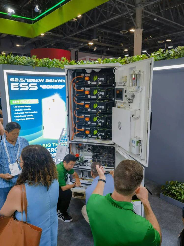 北美光储市场“顶流”！正泰电源引爆2025年美国拉斯维加斯RE+！