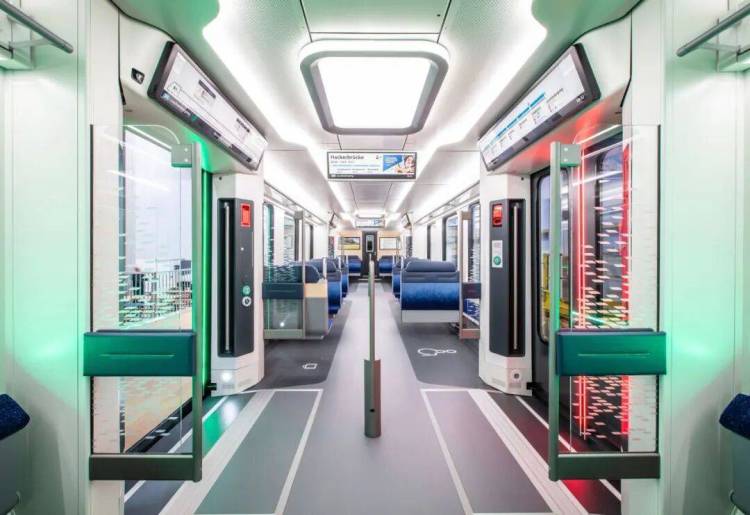 2025年IAA首秀：西门子交通展示慕尼黑新型XXL S-Bahn可步入式模型