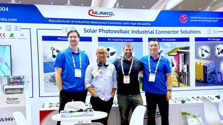 展会首日 | 2025年美国国际太阳能及储能展现场，凌科成打卡热门