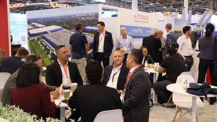 阿特斯闪耀美国能源展RE+ 2025全球新能源盛会