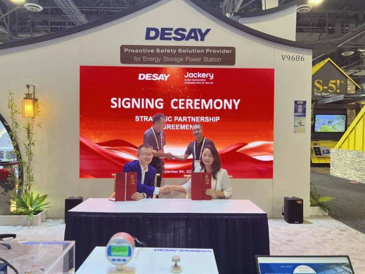 亮相美国RE+ 2025展会，德赛电池“主动安全”技术全球瞩目！