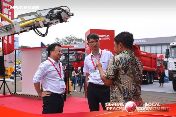 全球触达 本土深耕！南方路机惊艳亮相Mining Indonesia 2025