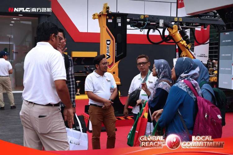 全球触达 本土深耕！南方路机惊艳亮相Mining Indonesia 2025
