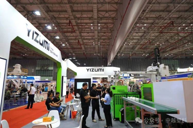 中国塑企挤爆2025越南橡塑展！越南人买东西看品牌，卷价格不管用？千亿市场怎么尝到红利？