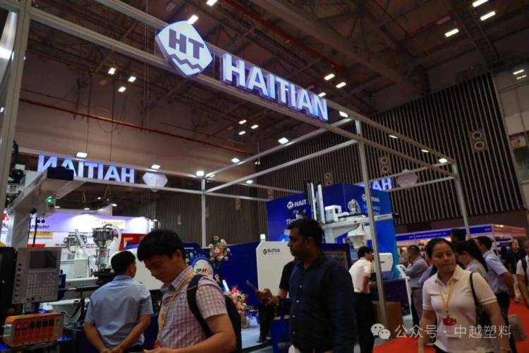 中国塑企挤爆2025越南橡塑展！越南人买东西看品牌，卷价格不管用？千亿市场怎么尝到红利？
