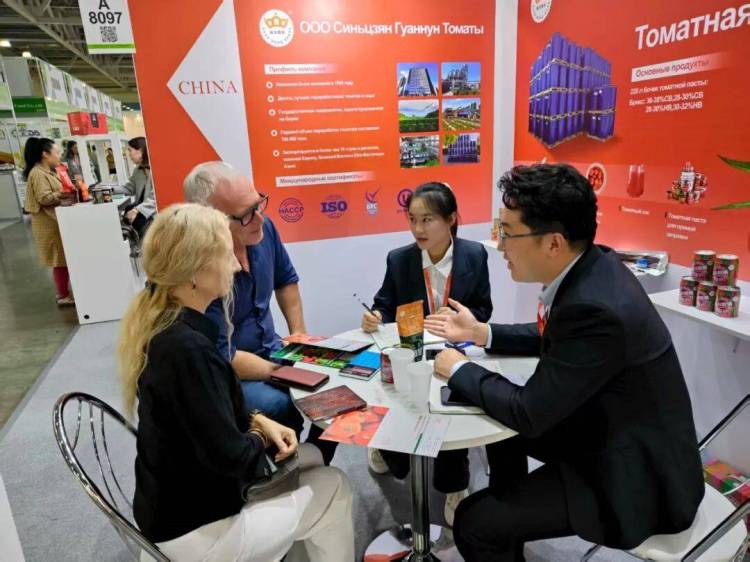 冠农番茄产品惊艳亮相2025俄罗斯国际食品展 开拓欧亚市场新机遇