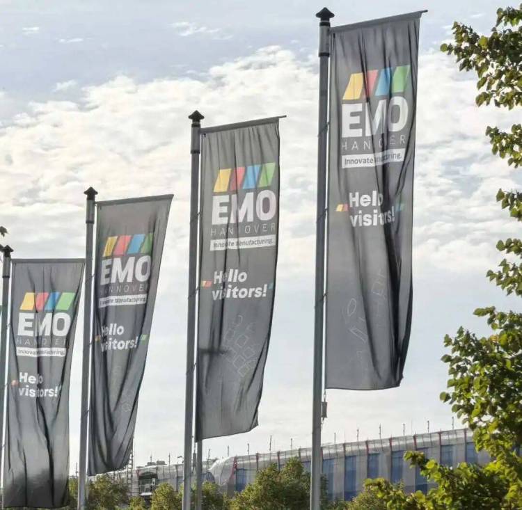 高谱闪耀2025年EMO：以尖端弯曲技术叩开欧洲高端市场新大门