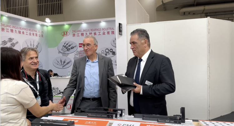 银泰科技闪耀2025 EMO德国汉诺威机床展