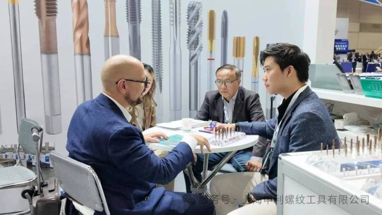 EMO 2025|上海申利被全球客户包围了！首日告捷，高潜客户纷至沓来