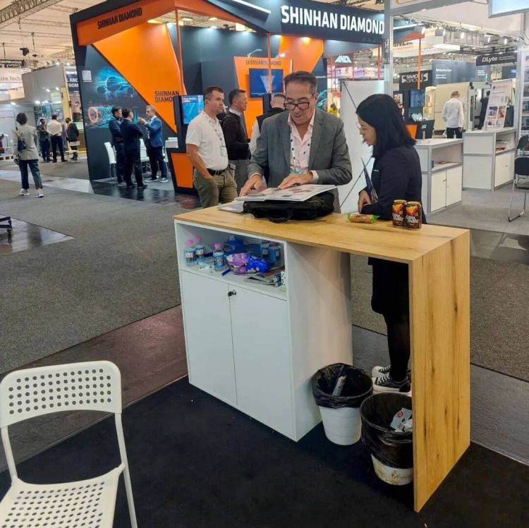 铨冠集团亮相EMO 2025，向世界展现中国智造。