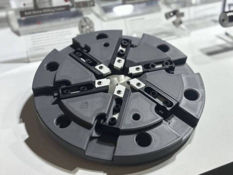 郑钻精彩亮相EMO Hannover 2025——彰显高端切削刀具实力