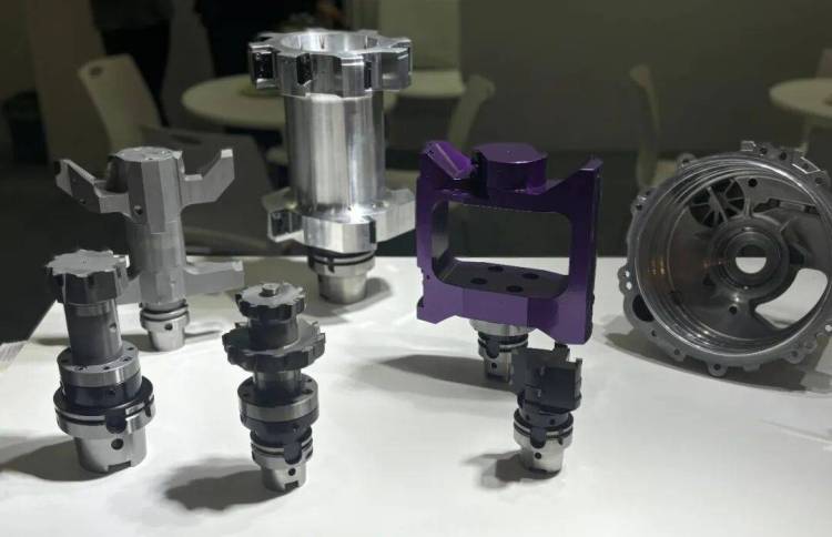 郑钻精彩亮相EMO Hannover 2025——彰显高端切削刀具实力