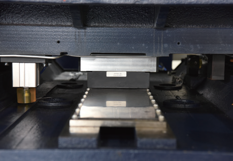 出海季丨汉霸赴德亮相2025年EMO欧洲（汉诺威）国际机床展览会，携精密制造闯世界