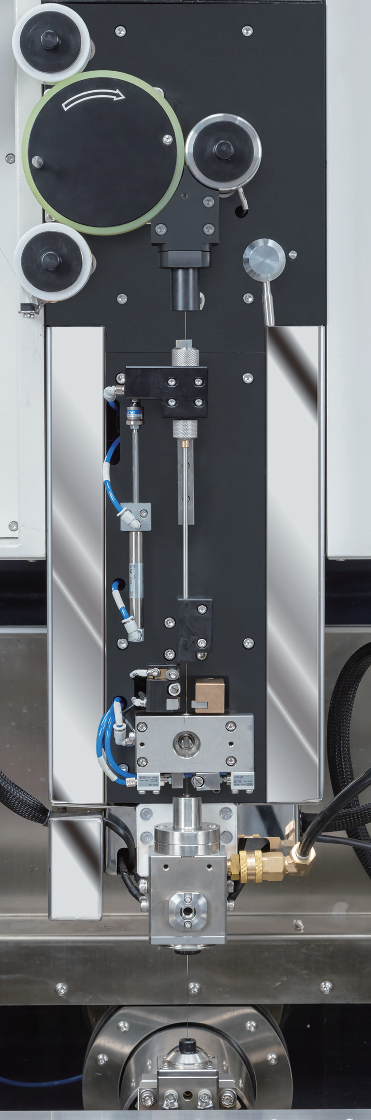 出海季丨汉霸赴德亮相2025年EMO欧洲（汉诺威）国际机床展览会，携精密制造闯世界