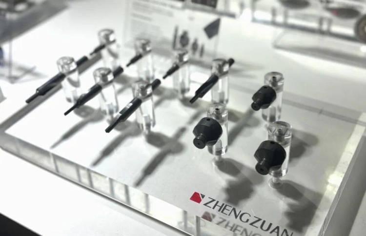 郑钻精彩亮相EMO Hannover 2025——彰显高端切削刀具实力