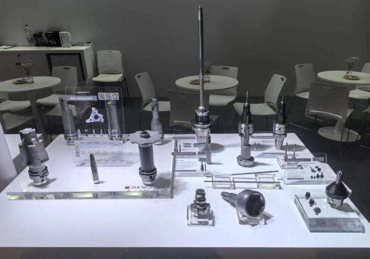 郑钻精彩亮相EMO Hannover 2025——彰显高端切削刀具实力