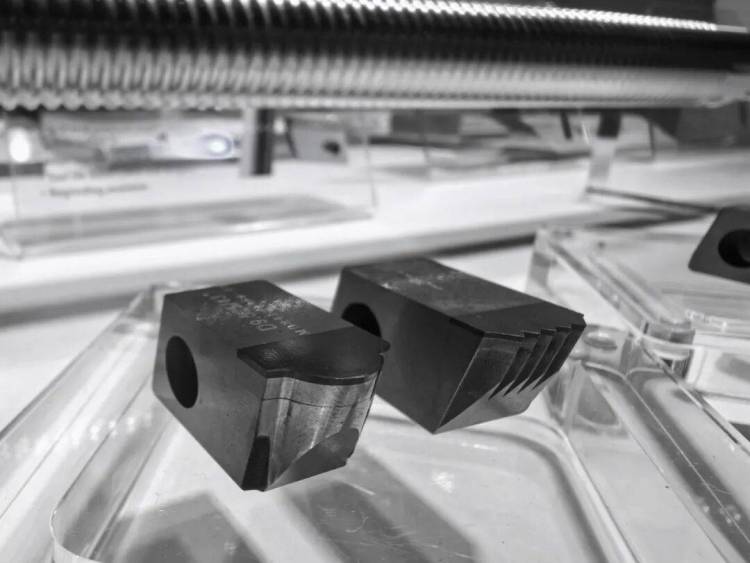 郑钻精彩亮相EMO Hannover 2025——彰显高端切削刀具实力