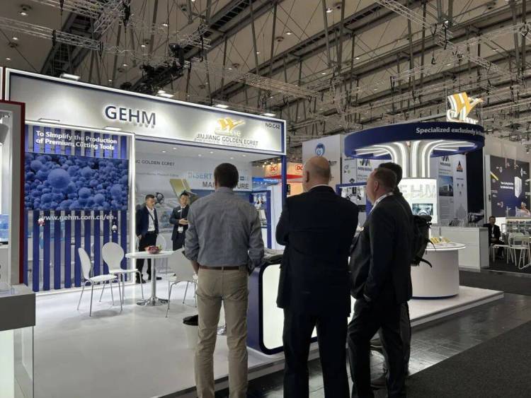 [展会快讯] 九江金鹭闪耀2025德国EMO展首日