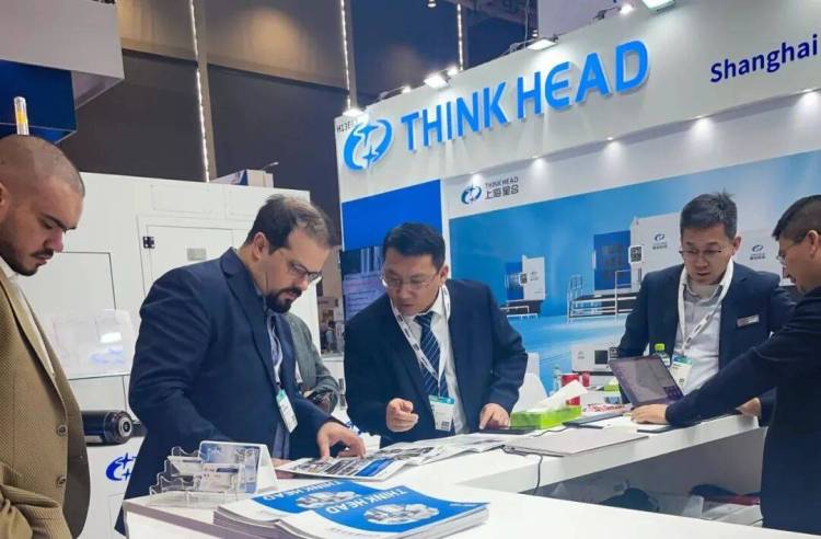 EMO 2025首日开幕！上海星合斩获先锋奖，全球客商瞩目！