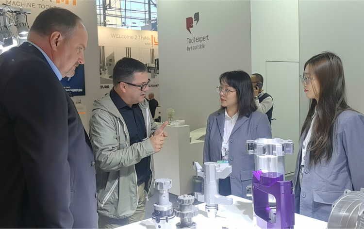郑钻精彩亮相EMO Hannover 2025——彰显高端切削刀具实力