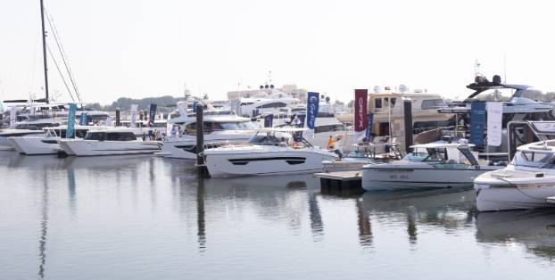 阿联酋阿布扎比豪华游艇展：2025年中东顶级水上盛会