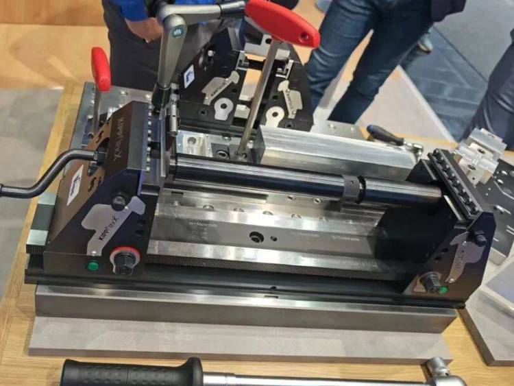 汇全球精工，展机械力量：上海雷昀机电远赴德国参加2025汉诺威EMO机床展